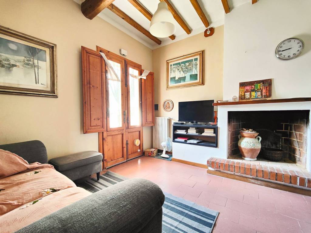 Casa indipendente a San giuliano terme in VIA GALVANI - Foto 5