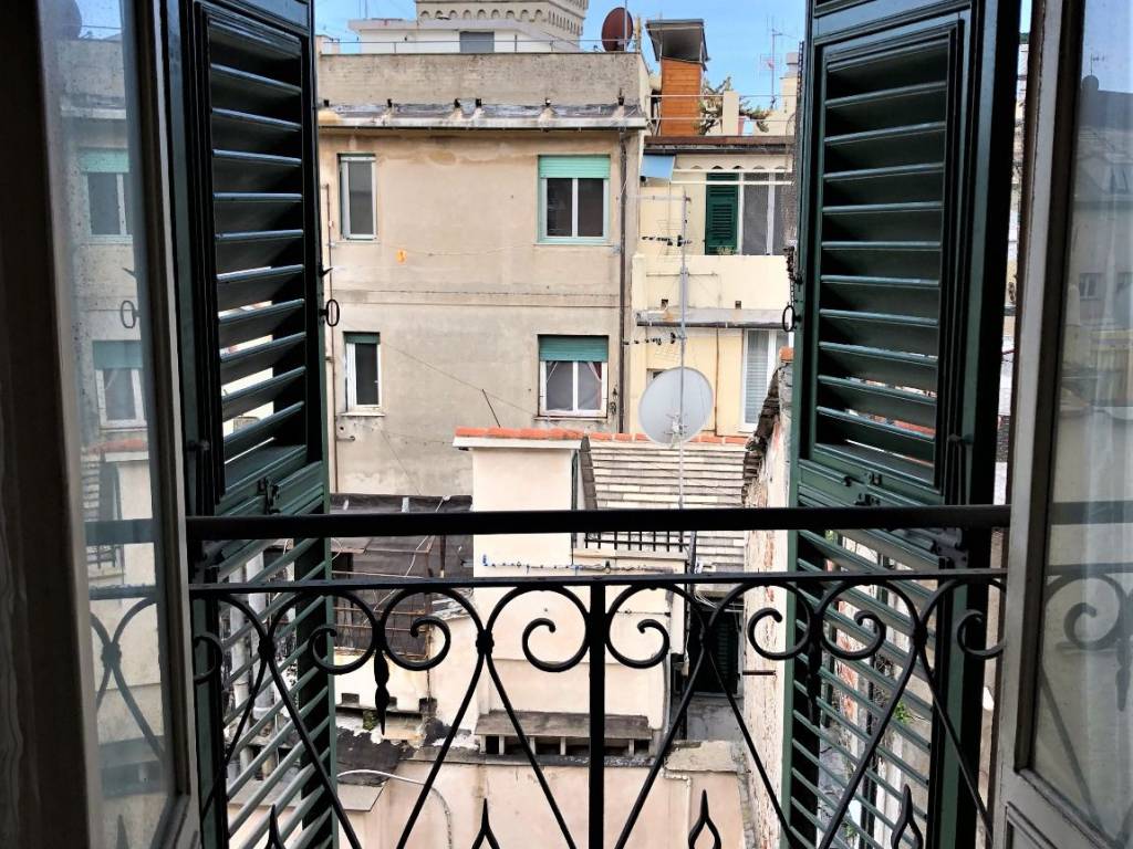 Appartamento a Genova in Via Lomellini - Foto 5