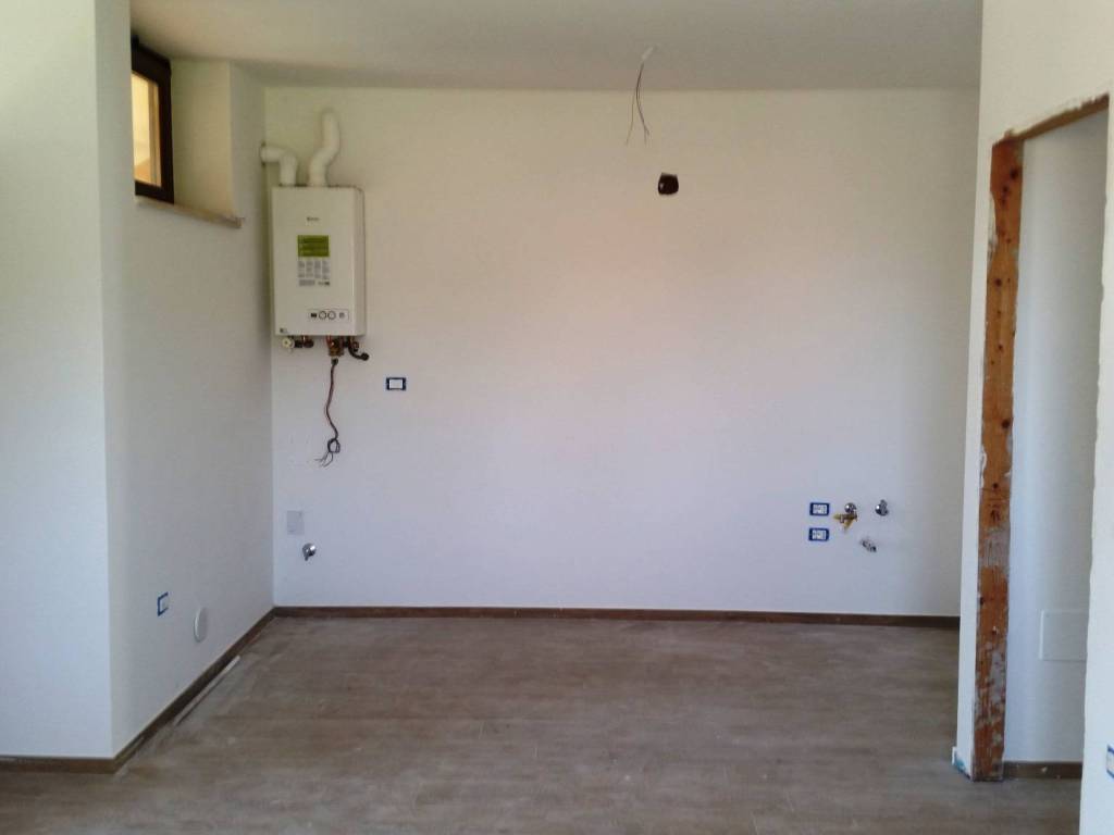 Appartamento a Isola del gran sasso d'italia in Largo Madonna delle Grazie - Foto 3