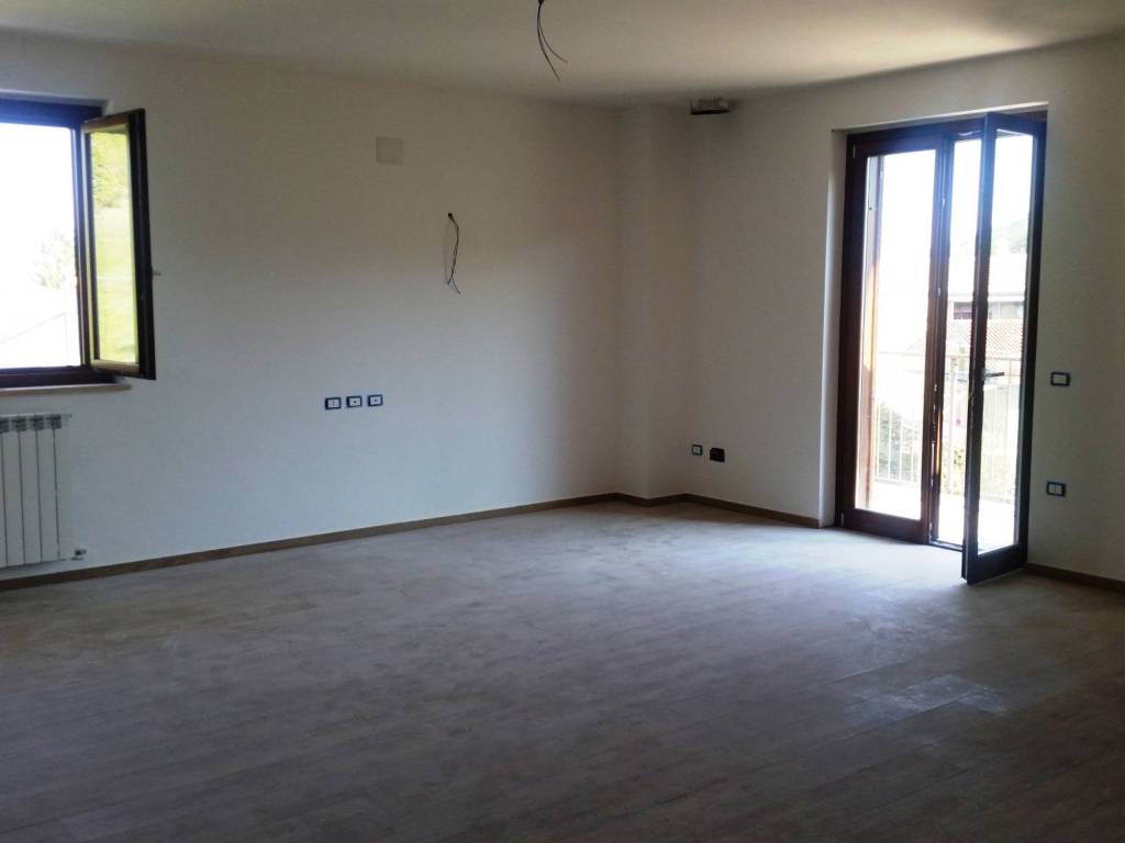 Appartamento a Isola del gran sasso d'italia in Largo Madonna delle Grazie - Foto 4