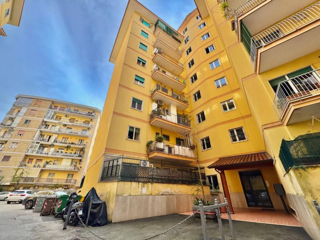 Appartamento a Napoli in Via San Giacomo dei Capri, 125 - Foto 2