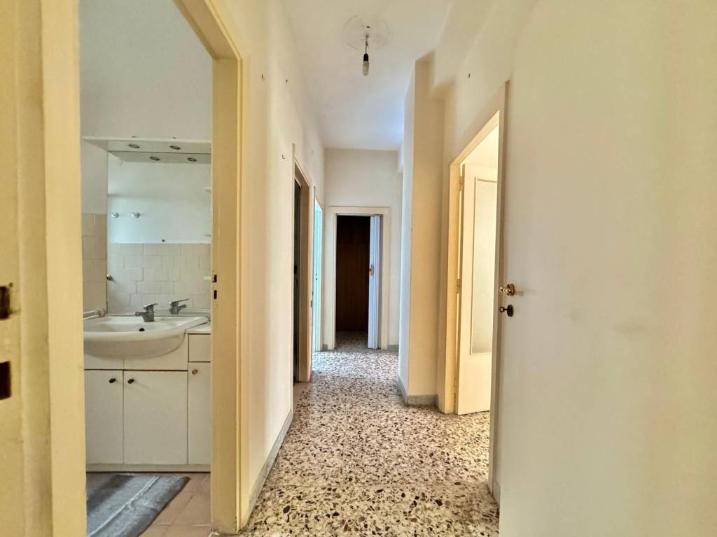 Appartamento a Napoli in Via San Giacomo dei Capri, 125 - Foto 4