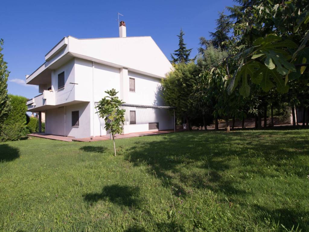 Villa a Montesilvano in Via Chiappinello - Foto 2