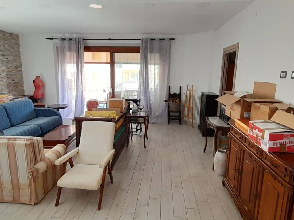 Appartamento a Nuoro in Via Ugo Foscolo - Foto 2