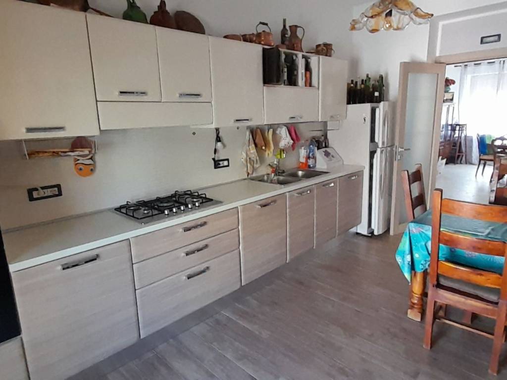 Appartamento a Nuoro in Via Ugo Foscolo - Foto 3