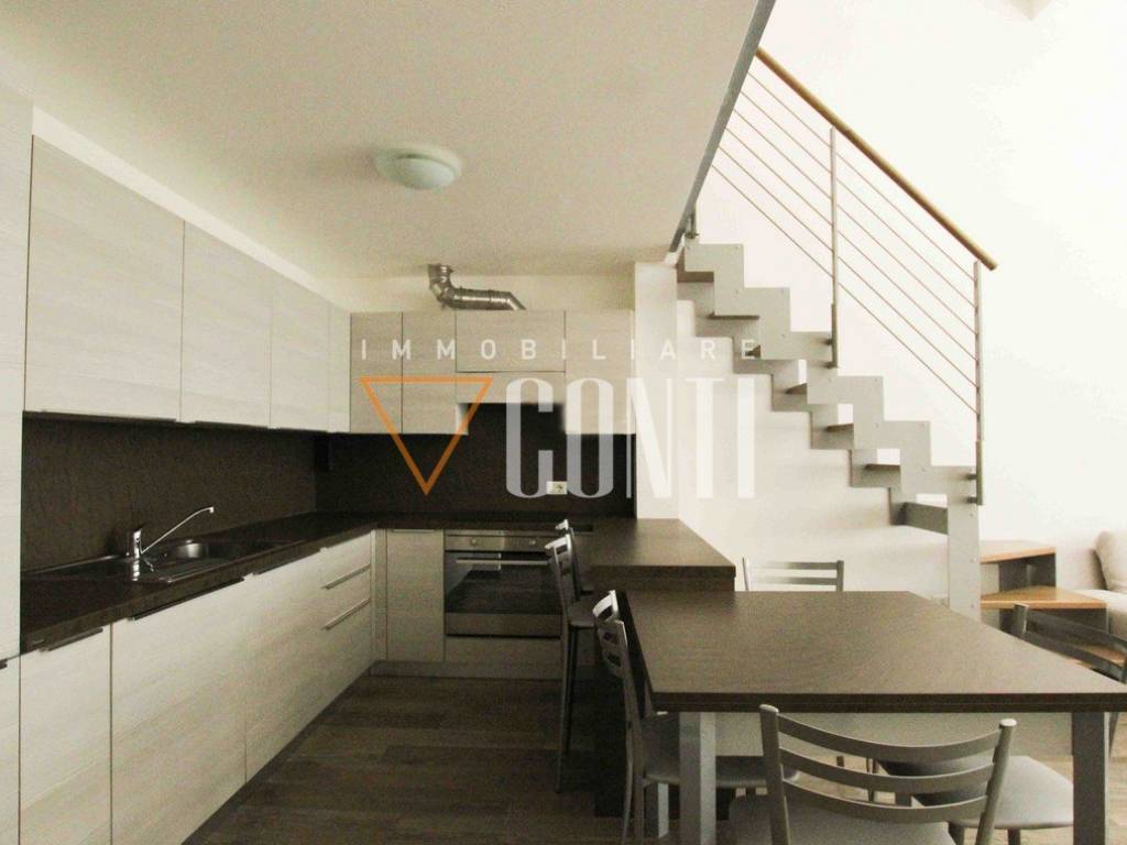 Loft / open space a Varese in Via Angiolo De Vincenti - Foto 2