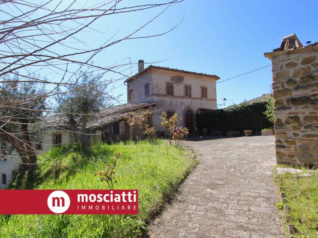 Casa indipendente a Gagliole in Frazione Acquosi - Foto 2