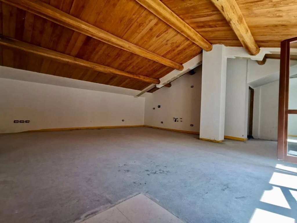 Appartamento a Spoleto in Via Trento e Trieste - Foto 4
