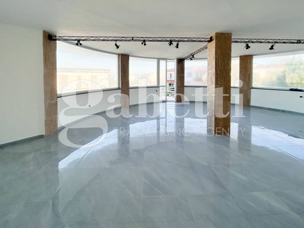 Villa a Giugliano in campania in Via Lago Patria, 247 - Foto 2
