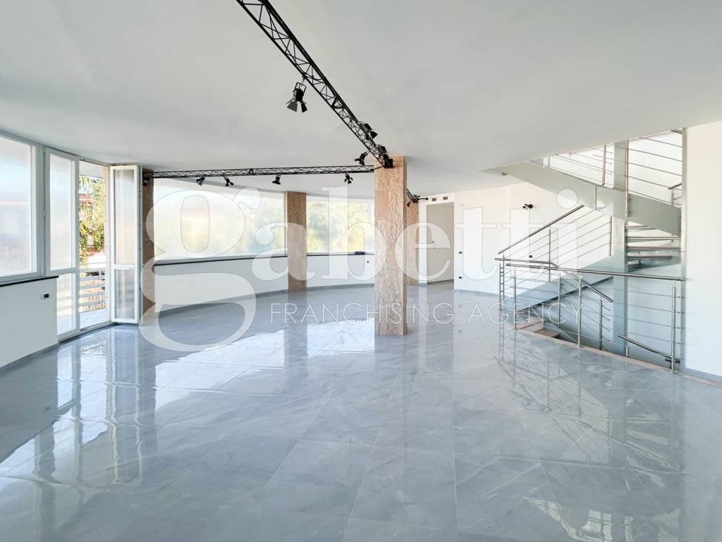 Villa a Giugliano in campania in Via Lago Patria, 247 - Foto 3