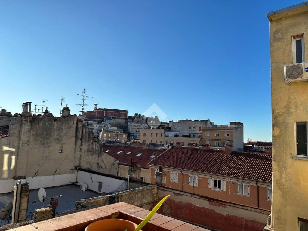 Appartamento a Trieste in piazza dell' Ospitale, 6 - Foto 5