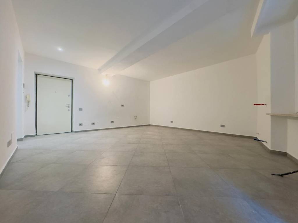 Appartamento a Asti in Via Giosuè Carducci, 2 - Foto 4