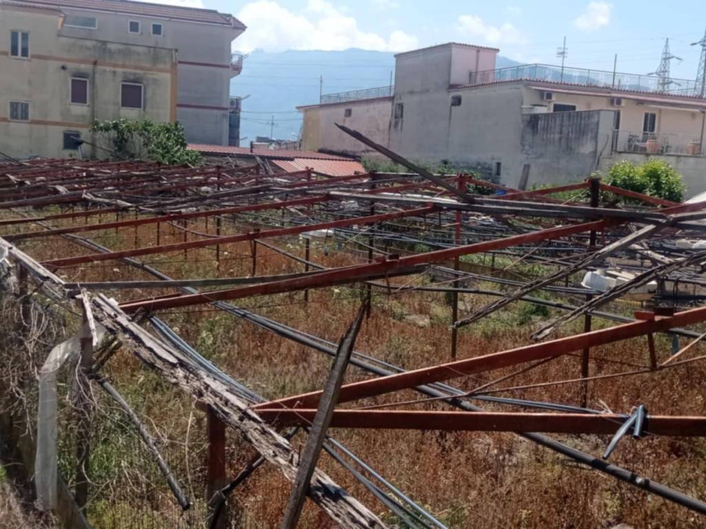 Terreno a Castellammare di stabia in Via Fondo d'Orto - Foto 2