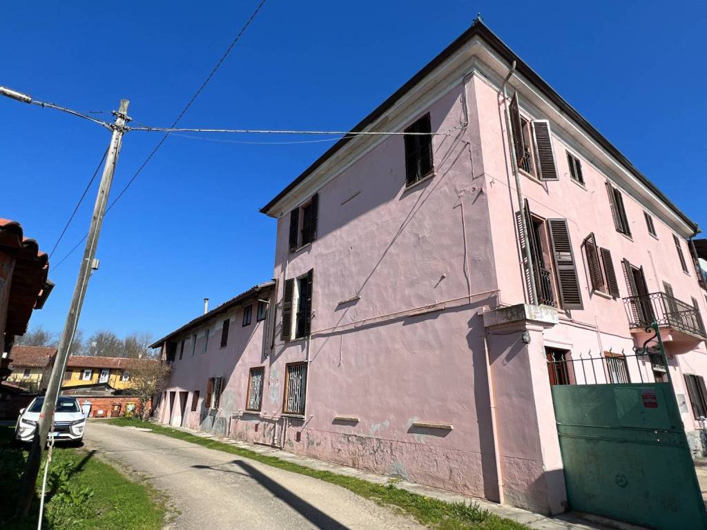 Casa indipendente a Villafranca d'asti in Borgata Antoniassi, 3 - Foto 2