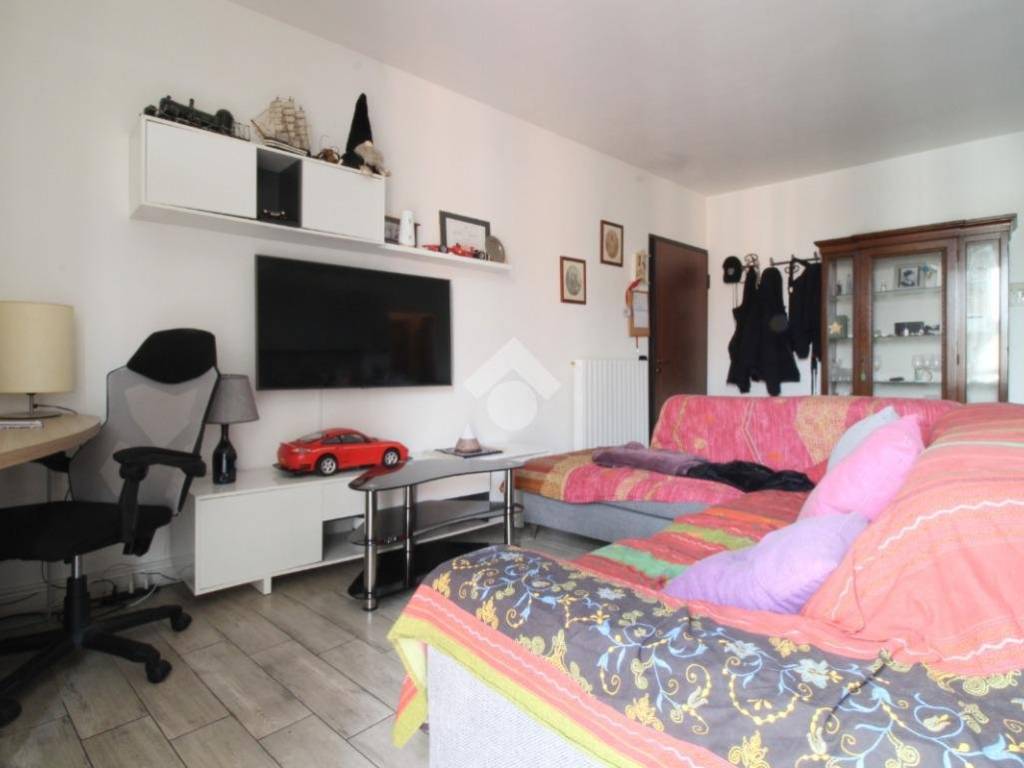 Appartamento a San genesio ed uniti in Viale certosa, 1 - Foto 3