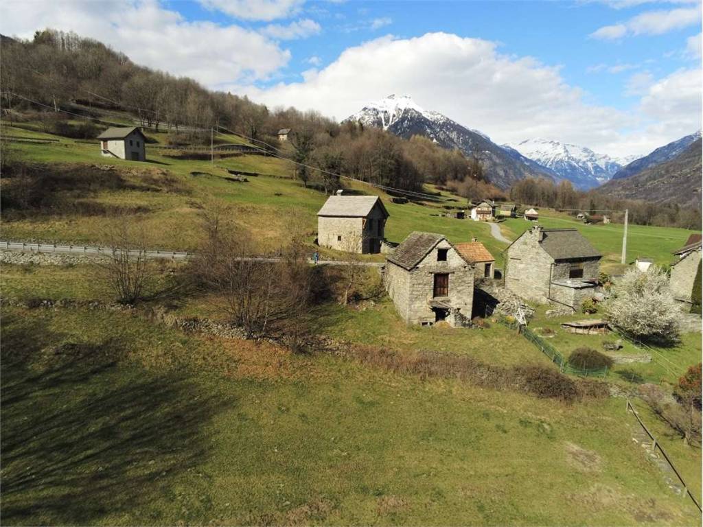 Rustico / casale a Crodo in Case Sparse La Rondola, SNC - Foto 2