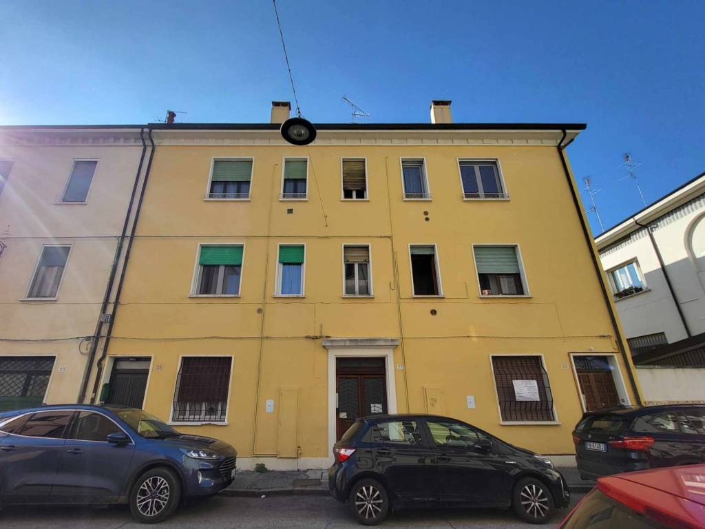 Appartamento a Ferrara in Via Bartolino da Novara, 27 - Foto 3