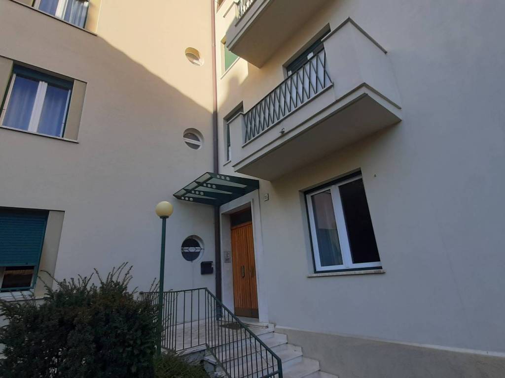 Appartamento a Perugia in Via Lorenzo Spirito Gualtieri, 22 - Foto 2