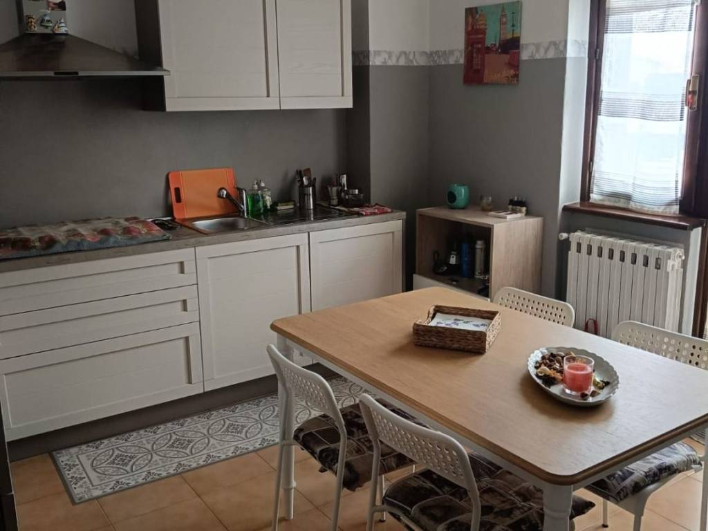 Appartamento a Azzano san paolo in Via Murere e Bettolino - Foto 2