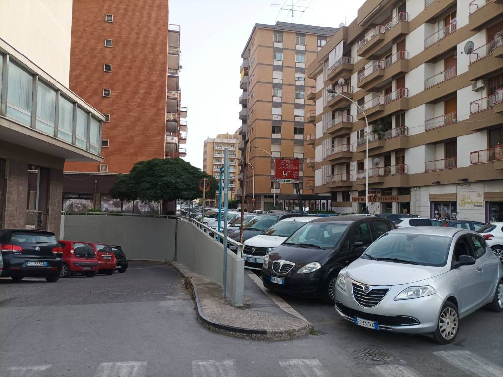 Box / garage a Taranto in Piazzale Bestat - Foto 5