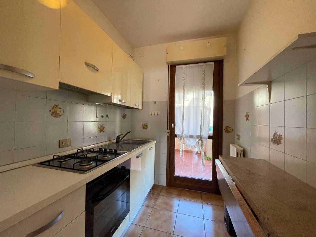 Appartamento a Pescia in Viale Giuseppe Garibaldi - Foto 5