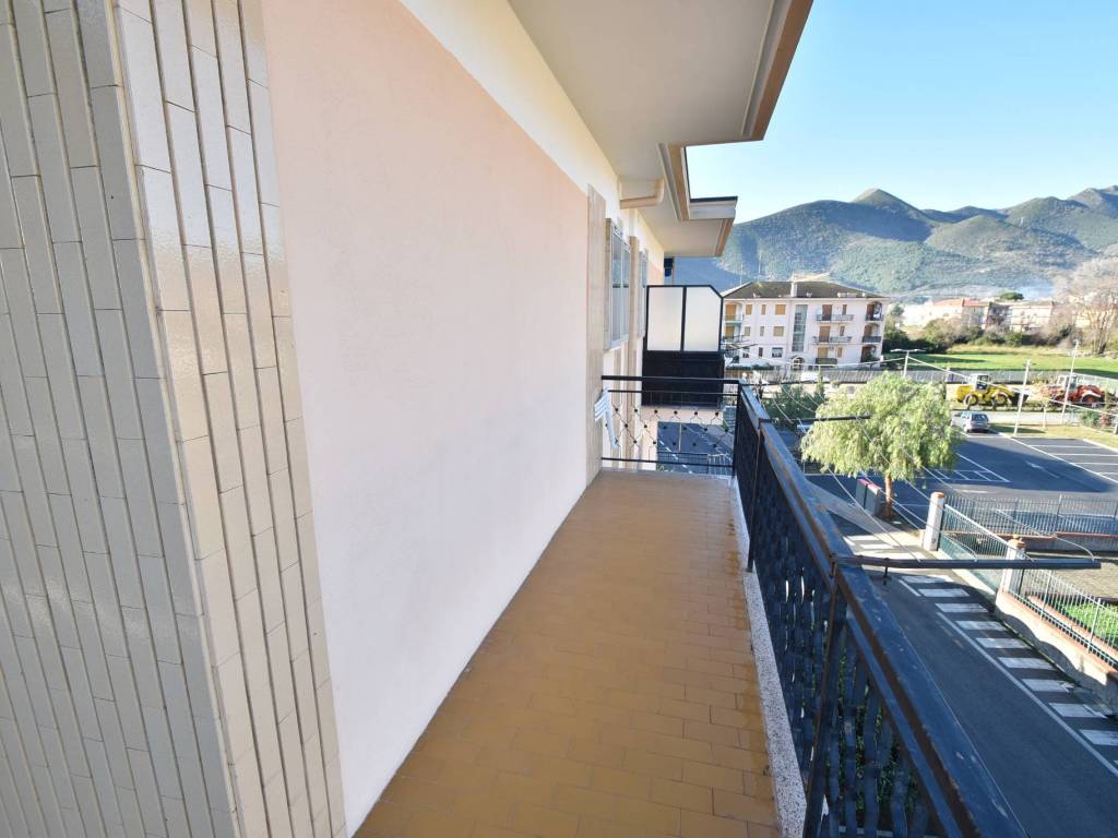 Appartamento a Loano in Via dei Pontassi - Foto 2