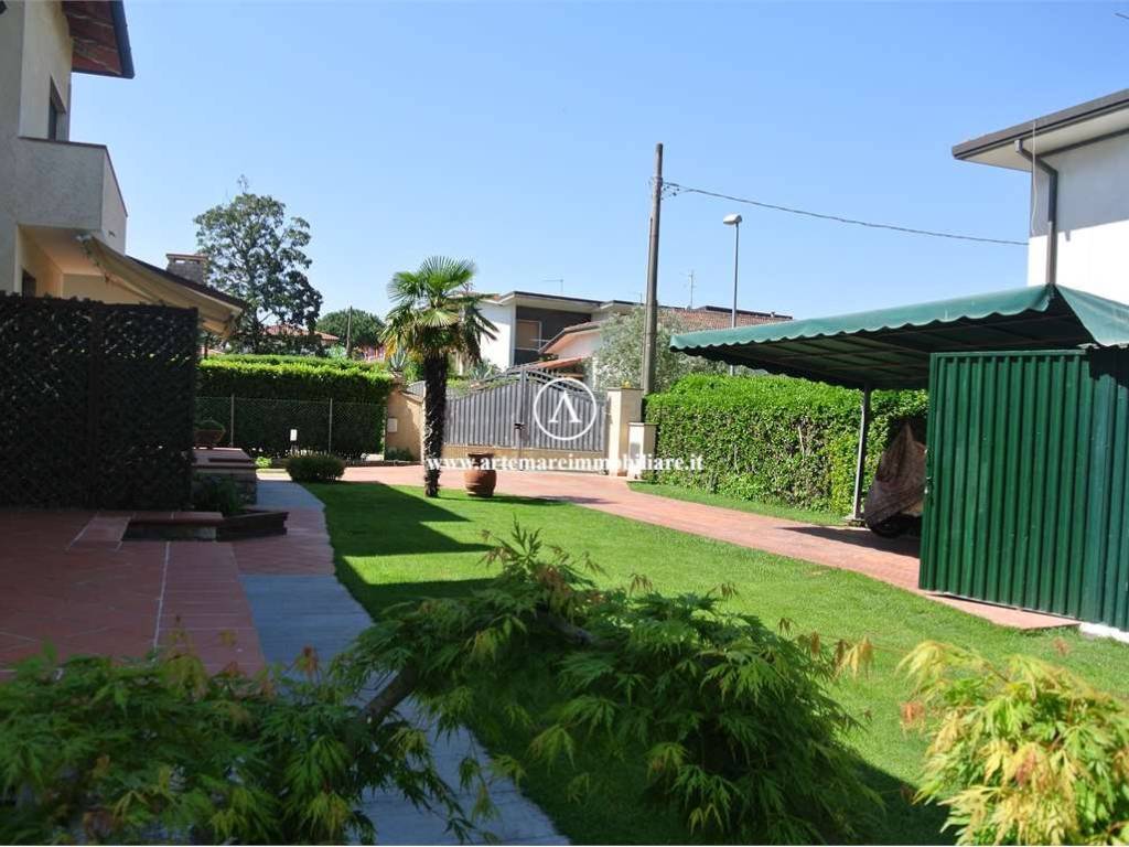 Villa a Pietrasanta in Via delle Erbe - Foto 3