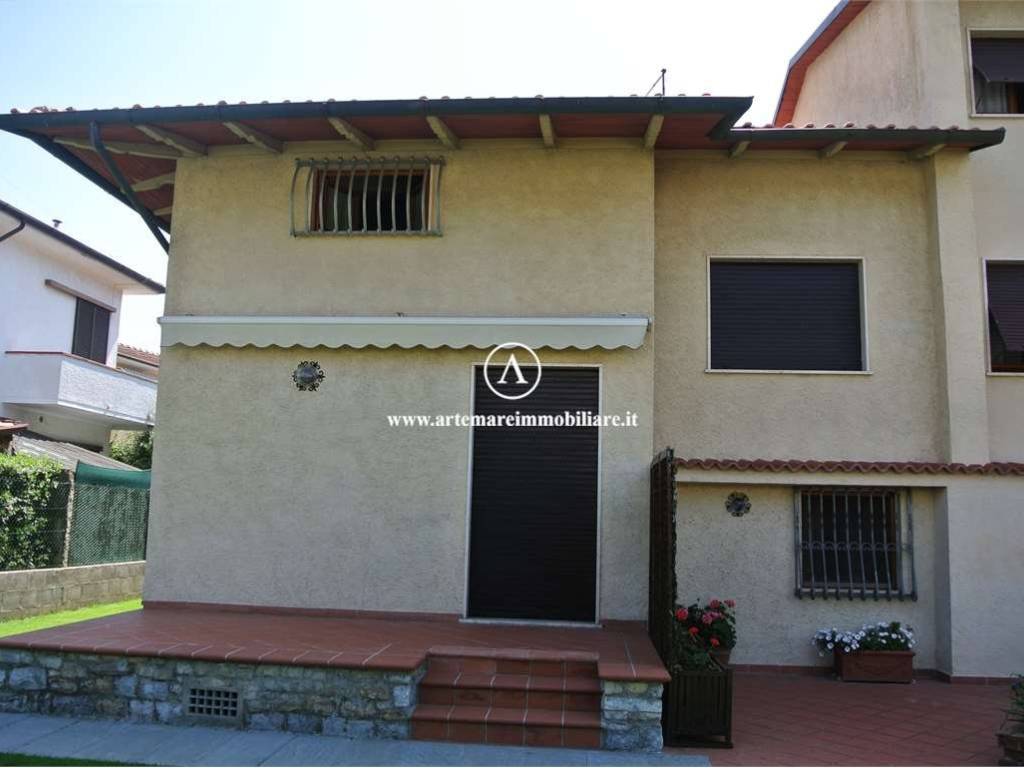 Villa a Pietrasanta in Via delle Erbe - Foto 5