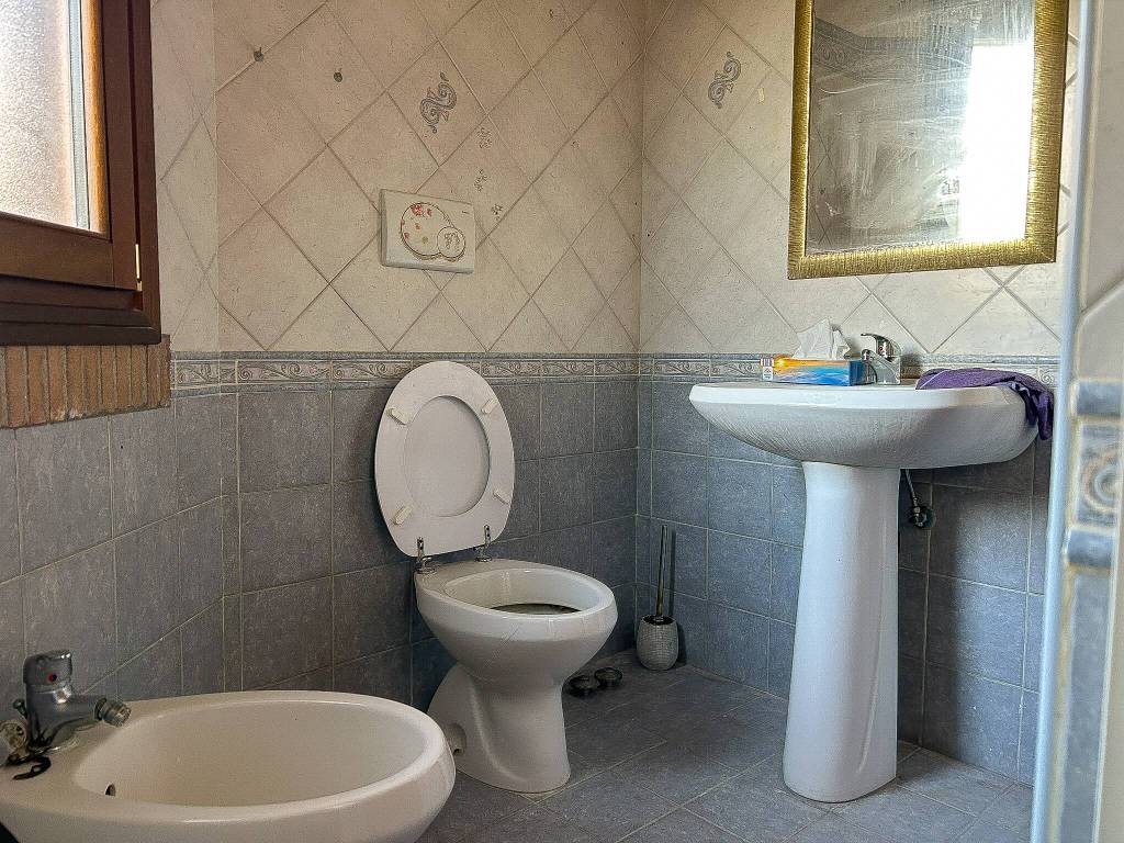 Villa a Pomezia in Via dei Glicini - Foto 3