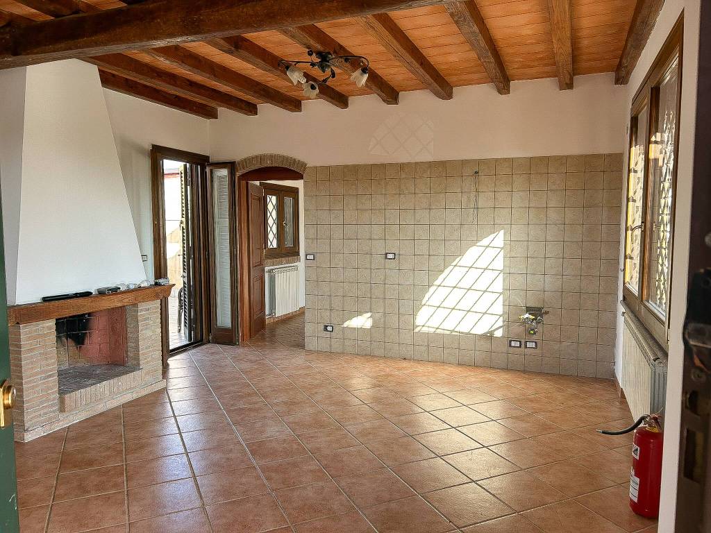 Villa a Pomezia in Via dei Glicini - Foto 5