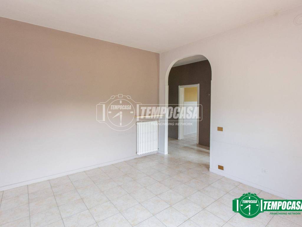 Villa a Momo in Via Molino Sotto 22 - Foto 3
