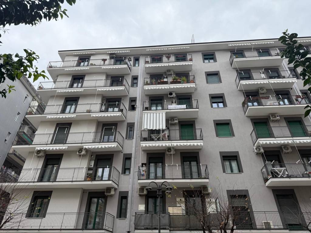 Appartamento a Salerno in Via Settimio Mobilio - Foto 2