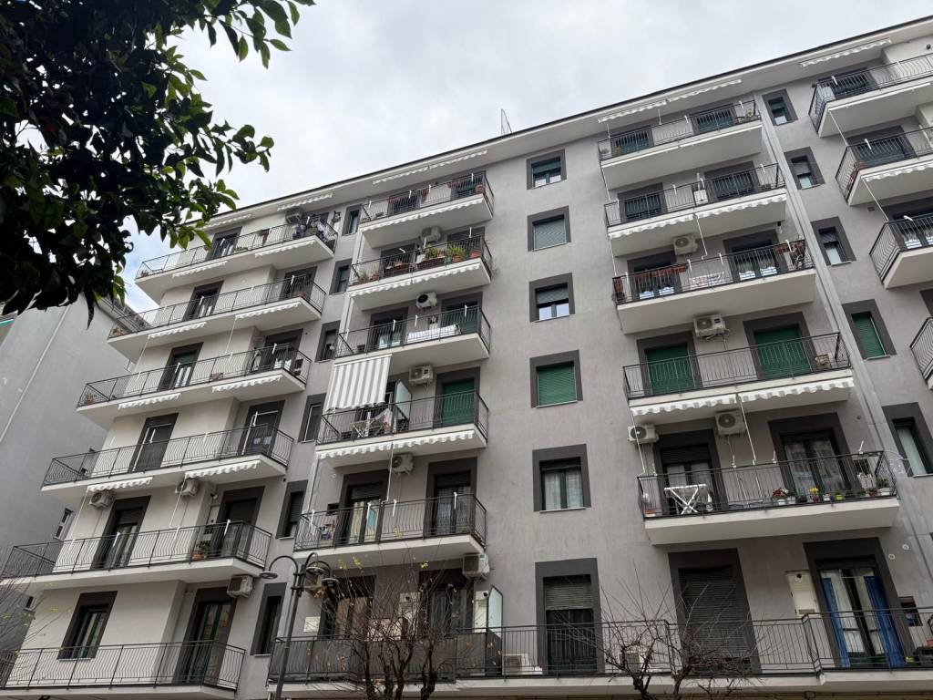 Appartamento a Salerno in Via Settimio Mobilio - Foto 3
