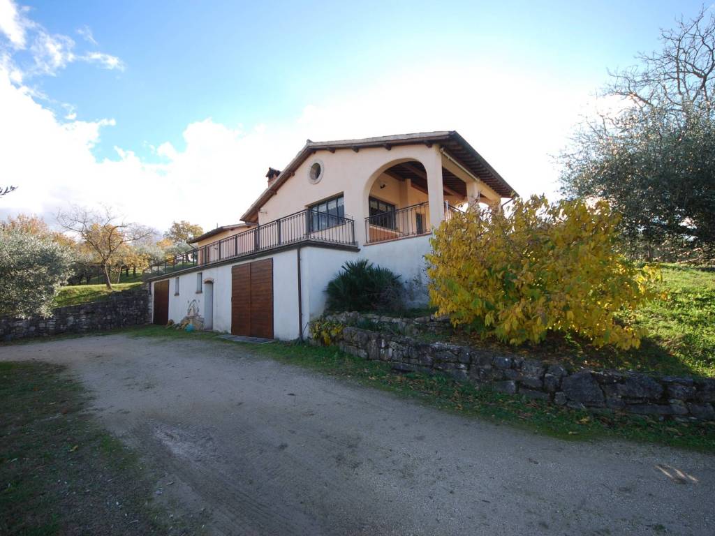 Rustico / casale a Castel ritaldi in Castel Ritaldi - Foto 2