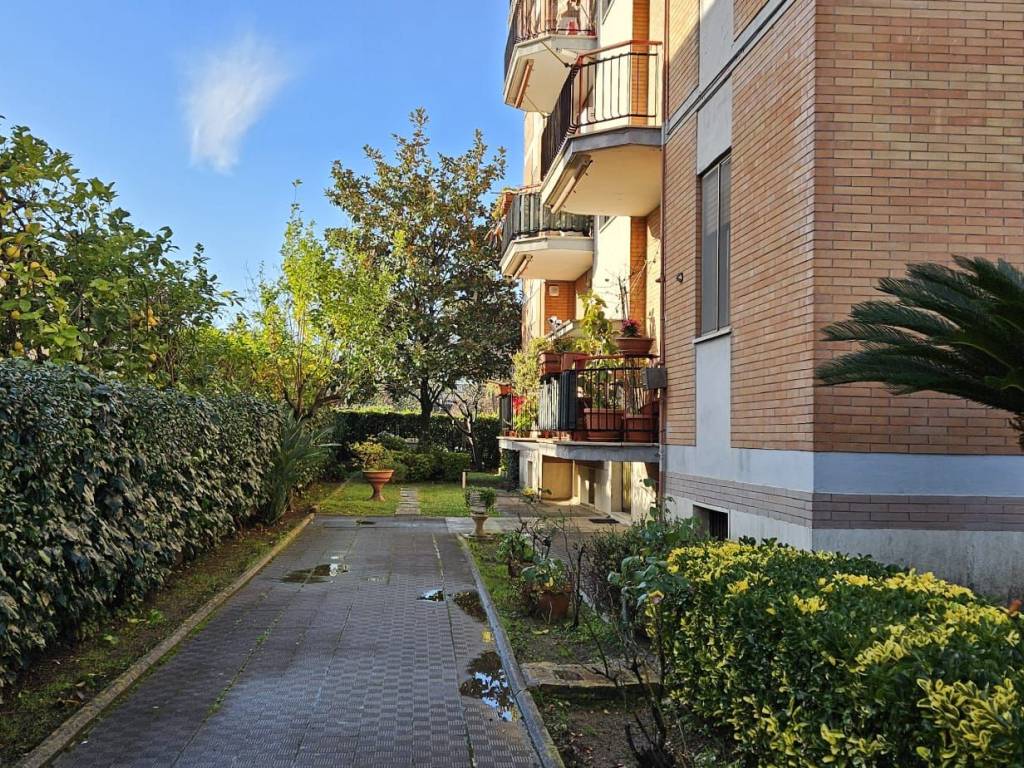 Appartamento a Latina in Via Po - Foto 2