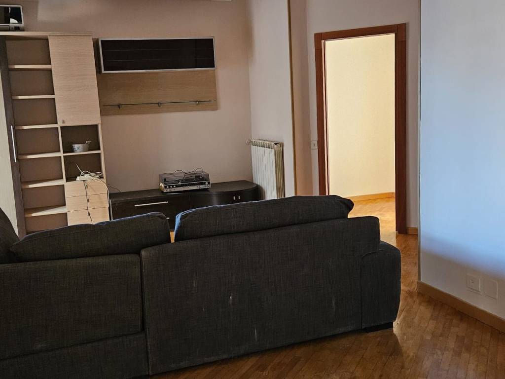 Appartamento a Latina in Via Po - Foto 4