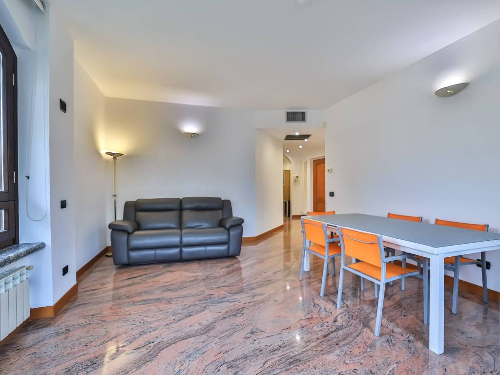 Appartamento a Agrate brianza in Via Salvo D'Acquisto, 11 - Foto 4
