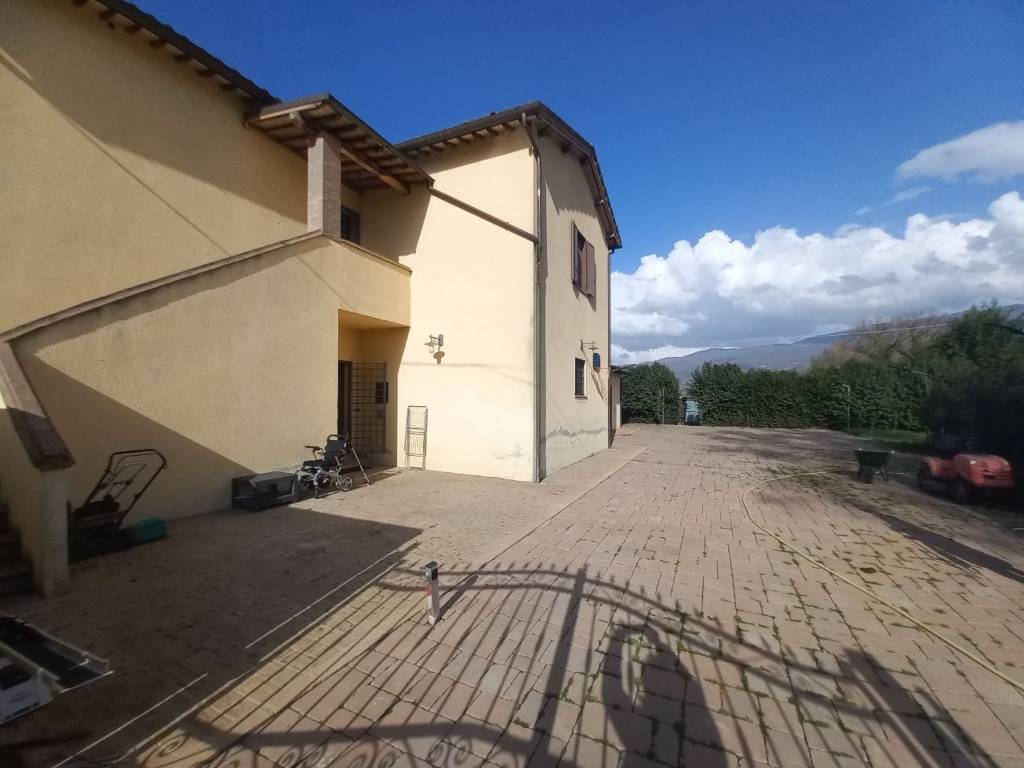 Rustico / casale a Trevi in Località Le Capanne - Foto 2