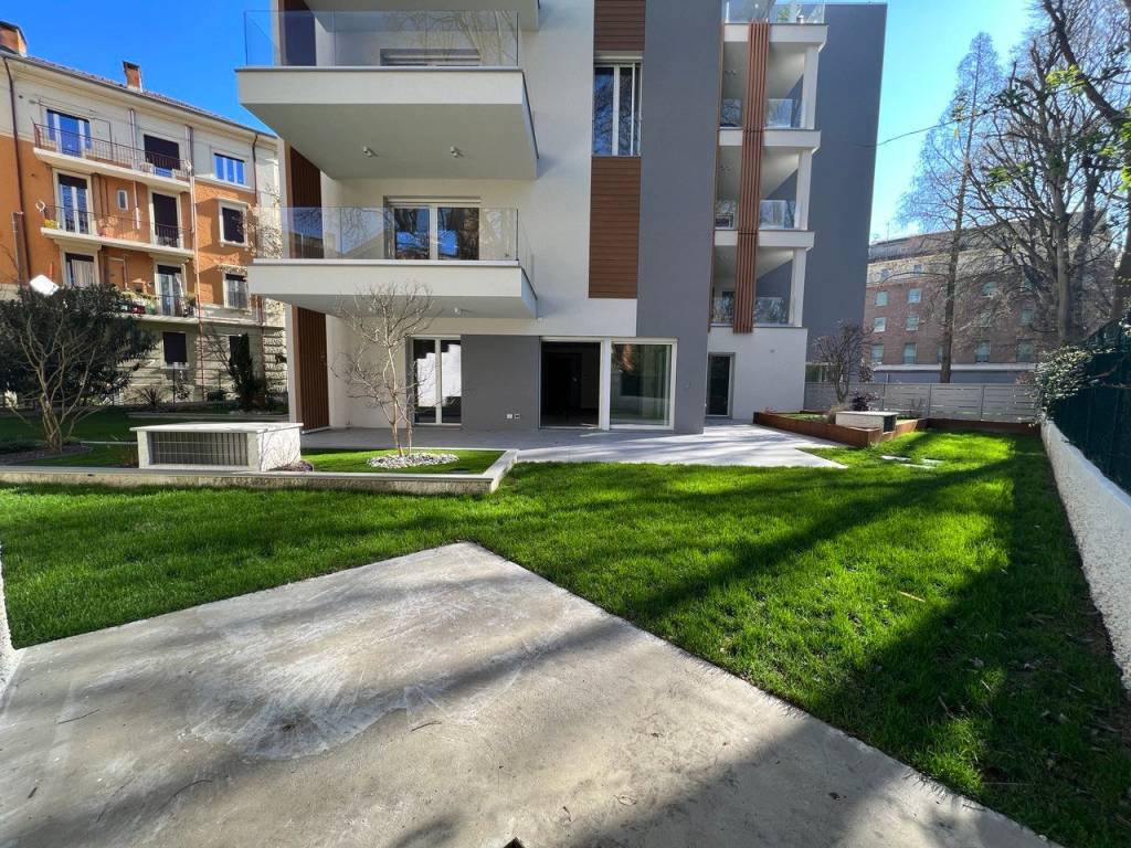 Appartamento a Ferrara in Viale Camillo Benso di Cavour, 65 - Foto 2