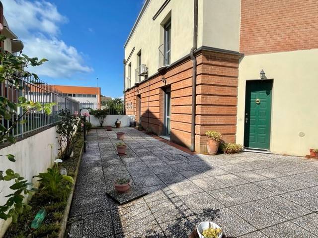 Casa indipendente a Rosignano marittimo in Via del Granducato - Foto 5