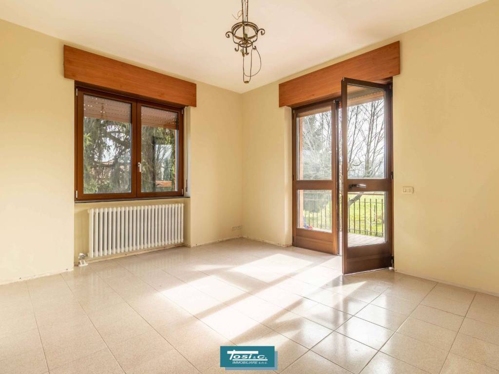 Appartamento a Borgomanero in Via Panighini - Foto 5