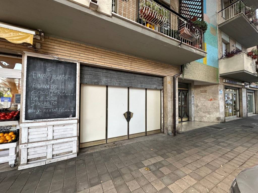Immobile a Pescara in Viale Amerigo Vespucci, 59 - Foto 3