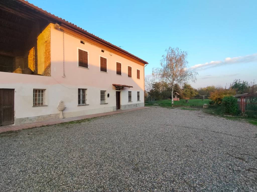 Casa indipendente a Alessandria in Via Maestra, 25 - Foto 2