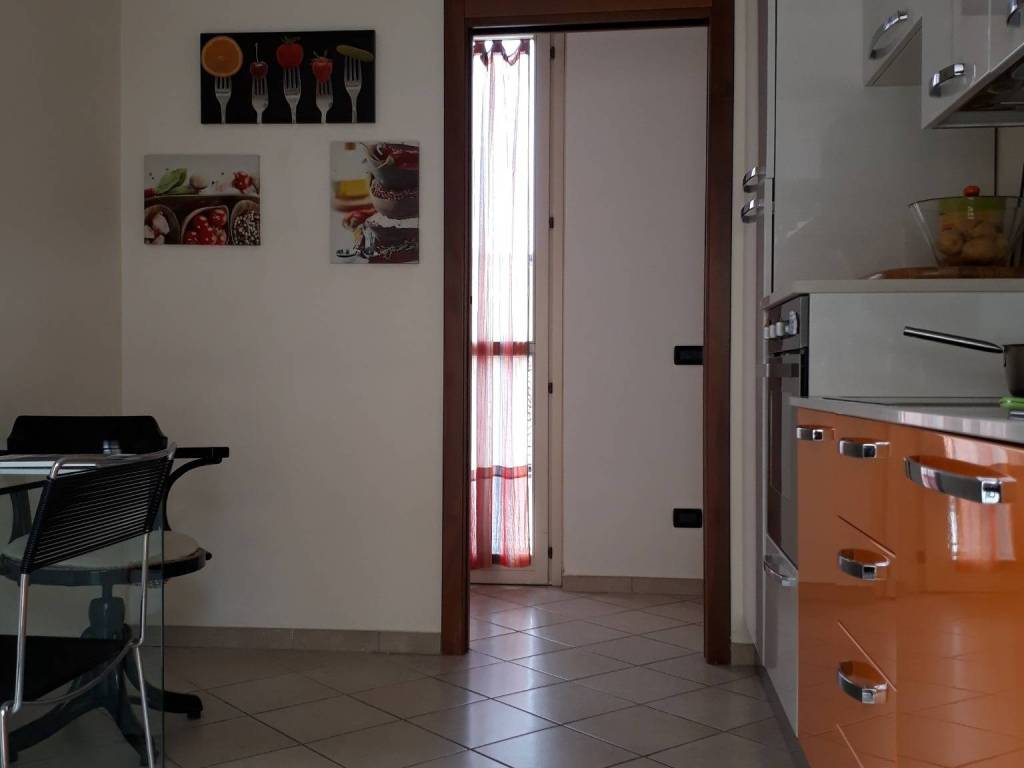 Appartamento a Alessandria in Via Piacenza, 45 - Foto 2