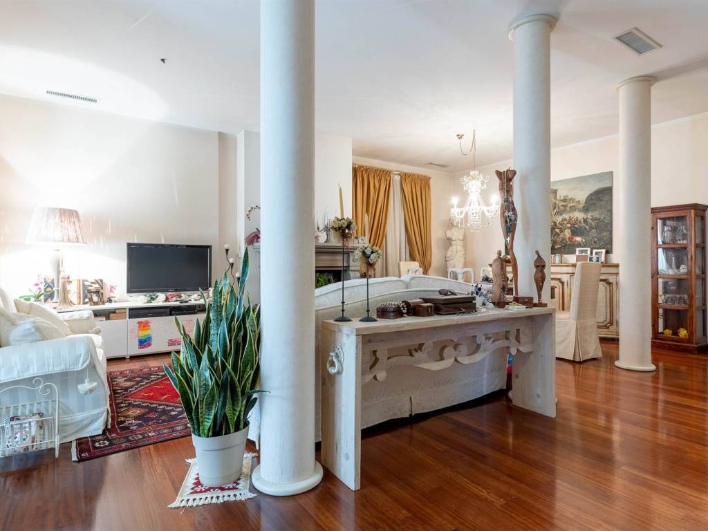 Villa a Pontedera in Via Fratelli Rosselli - Foto 4