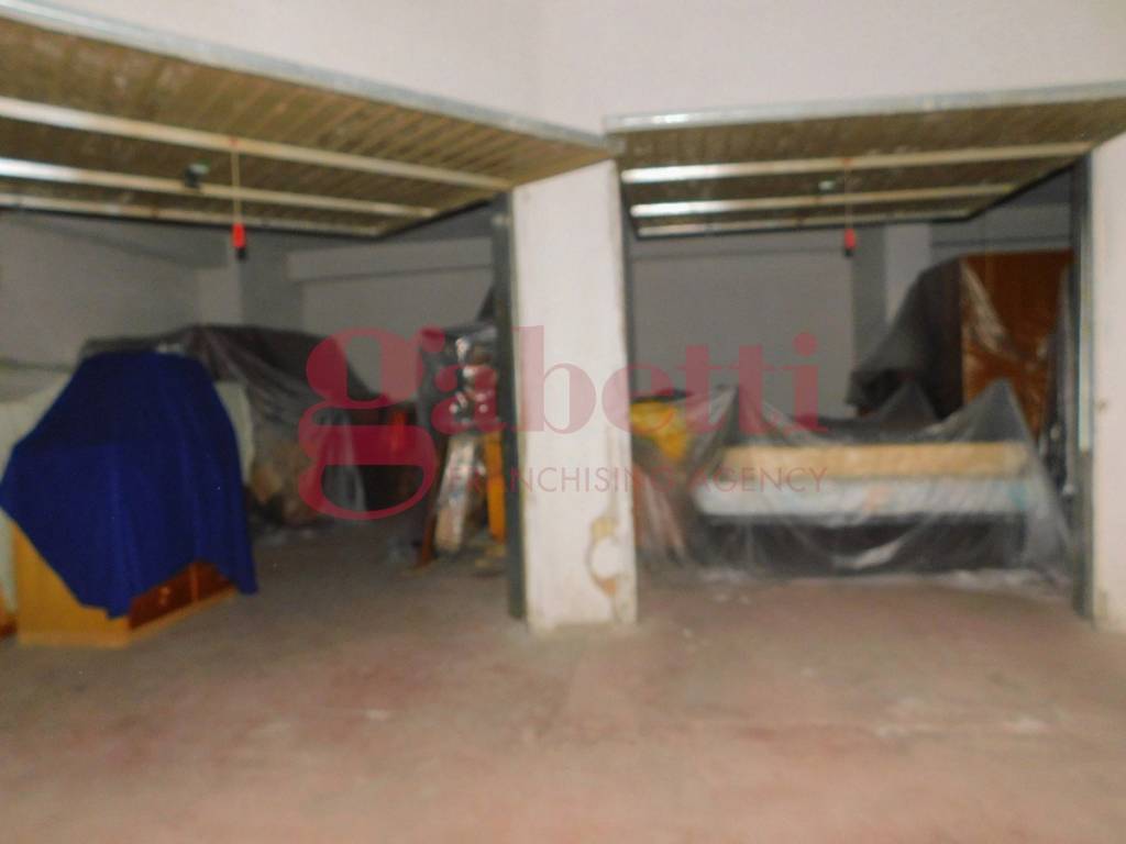 Box / garage a Venafro in Via Vittorio Alfieri, s/n - Foto 2