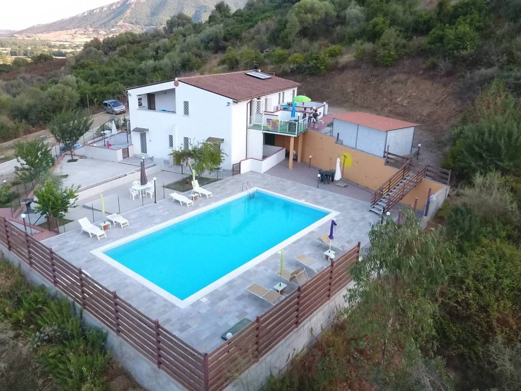 Villa a Torpè in Località Predas Rujas - Foto 3