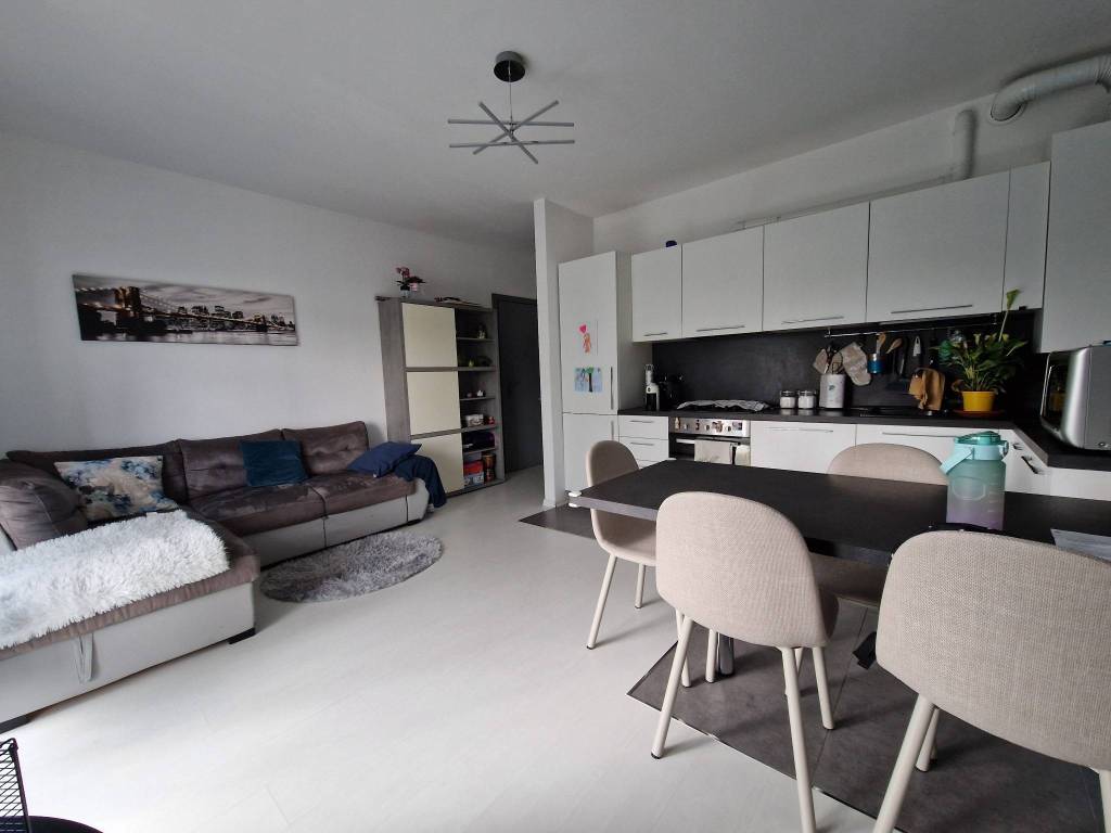 Appartamento a Cassano magnago in Via G. Maino, 3 - Foto 2