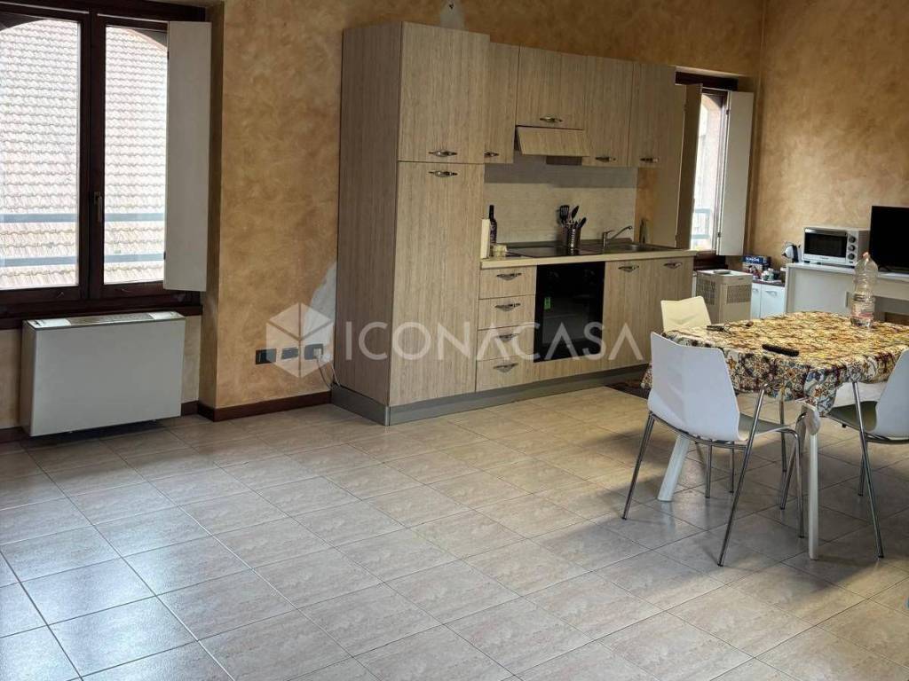 Appartamento a Rho in Via Asilo, 15 - Foto 2