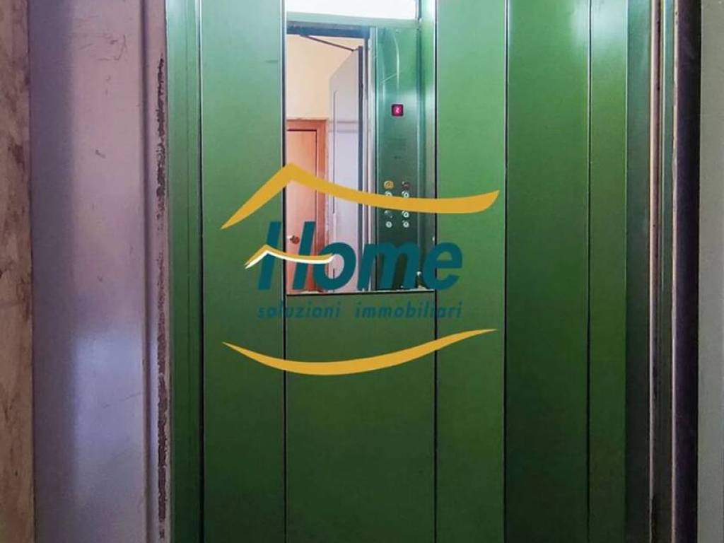 Appartamento a Gioia del colle in Via Gabriele D'Annunzio - Foto 4